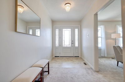 2521 Frankfield Rd, Mississauga - Sheridan image-0-3
