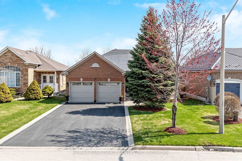 27 Newman Pl, Halton Hills - Georgetown image-0-0