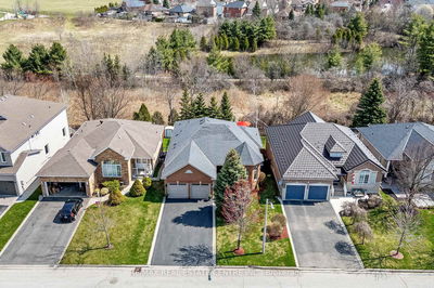 27 Newman Pl, Halton Hills - Georgetown image-0-1