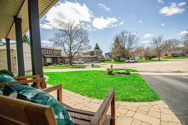 848 Bishop Court