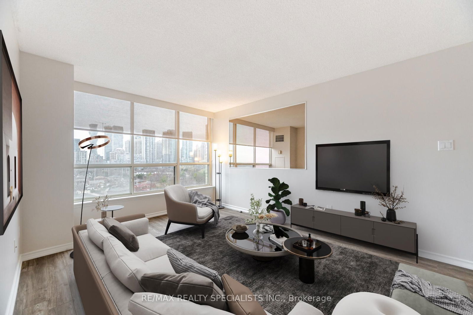 Condo sold at 1613-55 Elm Drive, Mississauga, City Centre, L5B 3Z3 - MLS: W12102110