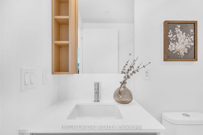 Unit 109 — 1100 Sheppard Ave, Toronto - York University Heights image-0-4