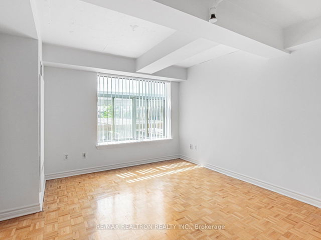 207 - 1407 Dupont Street