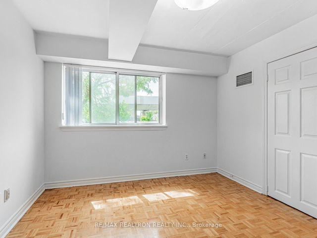 207 - 1407 Dupont Street