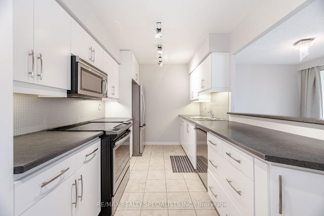 1613 - 55 Elm Drive