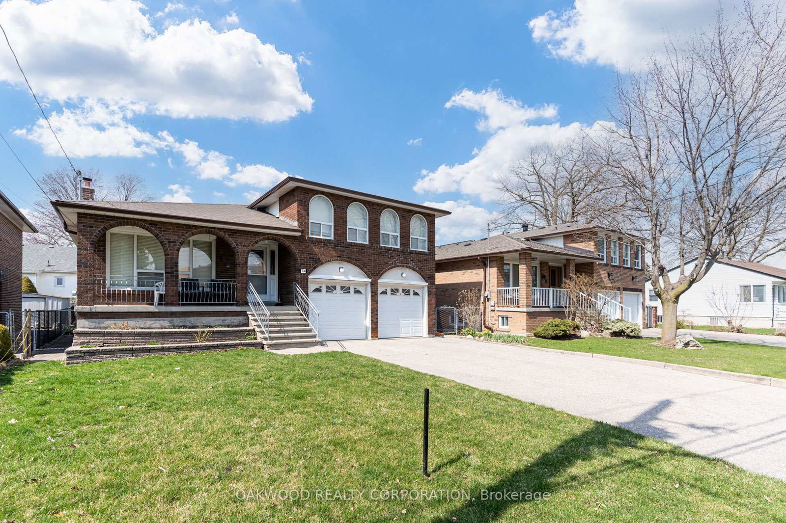 Detached House for sale at 74 WHITFIELD Avenue, Toronto, Humber Summit, M9L 1G5 - MLS: W12102748