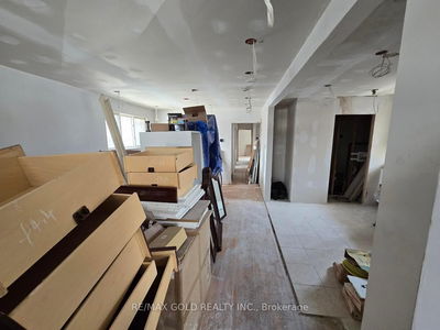 111 Verobeach Blvd, Toronto - Humbermede image-0-2