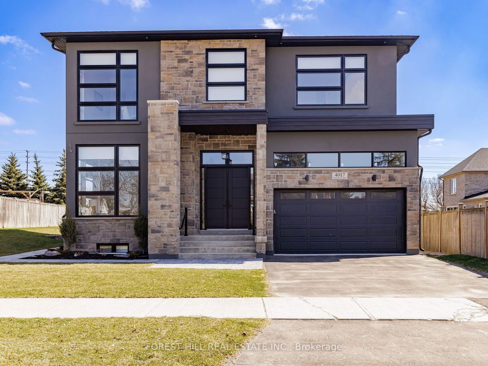 Detached House for sale at 4017 Twine Crescent, Mississauga, Rathwood, L4Z 1E8 - MLS: W12103003