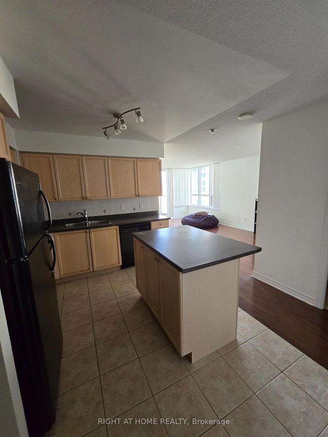 1408 - 4080 Living Arts Drive
