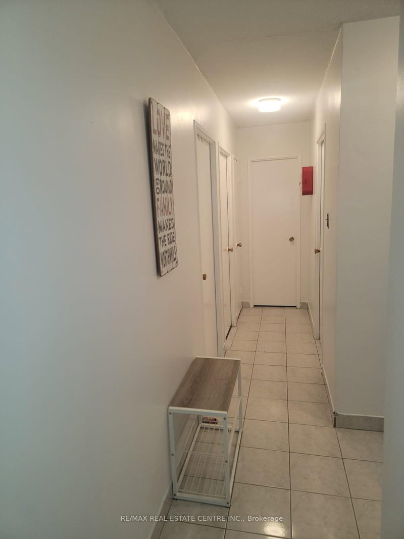 207 - 3577 Derry Rd, Mississauga, L4T 1B3 | Image 2