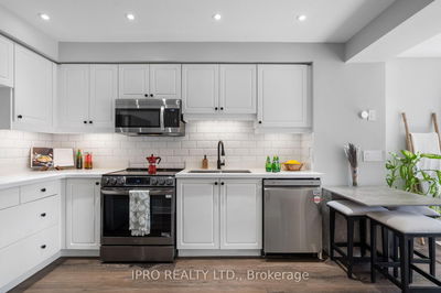 Unit 41 — 2088 leanne Blvd, Mississauga - Sheridan image-0-4