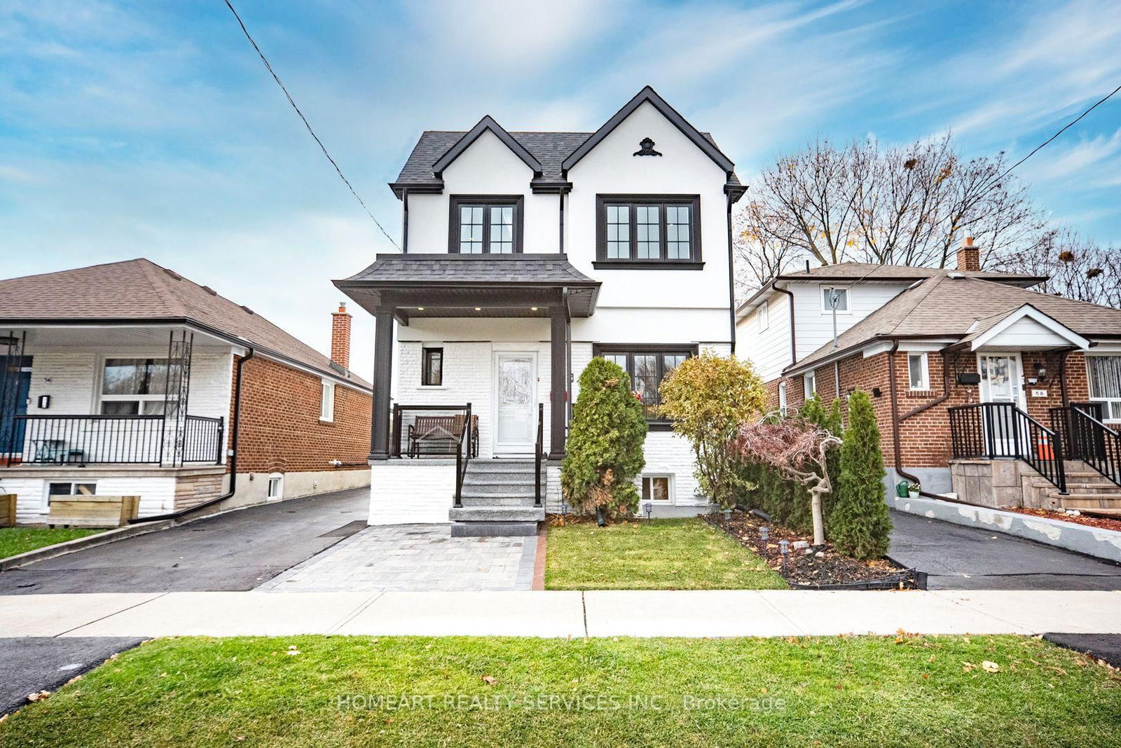 Detached House for sale at 56 Parker Avenue, Toronto, Stonegate-Queensway, M8Z 4L8 - MLS: W12103316