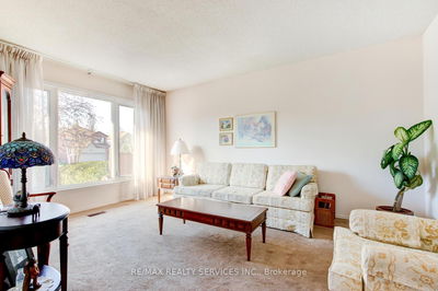 10 Nuffield St, Brampton - Westgate image-0-4