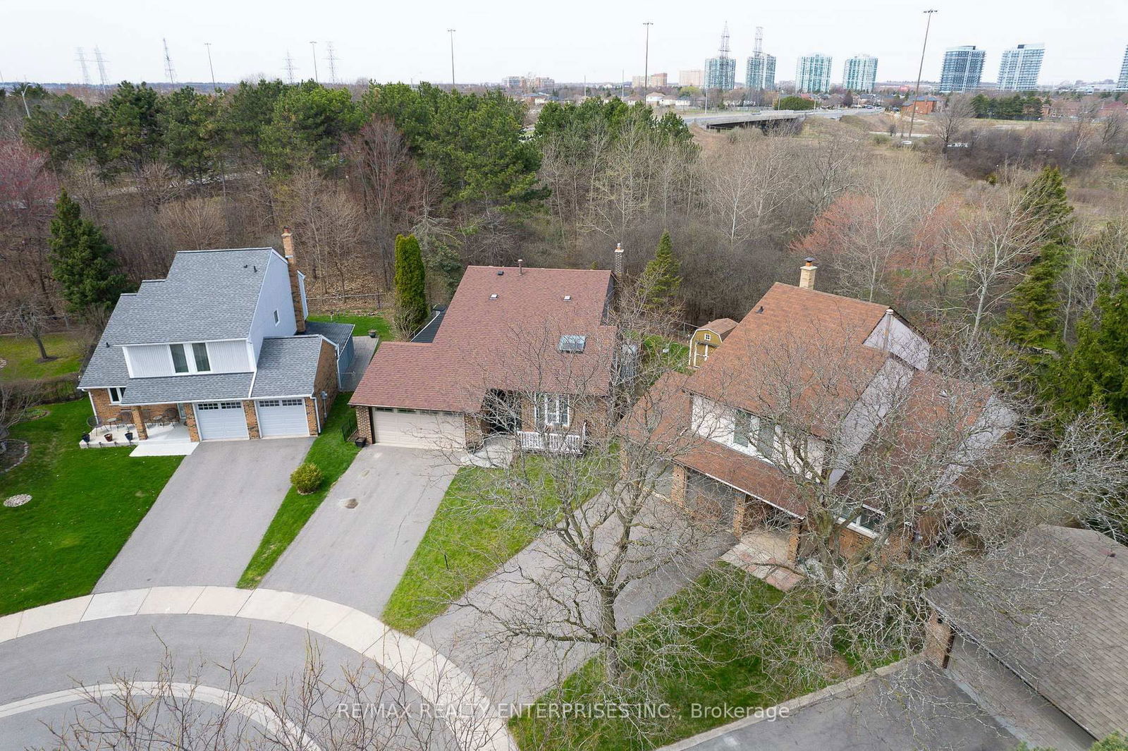 Detached House for sale at 4280 Flitter Court, Mississauga, Erin Mills, L5L 2H8 - MLS: W12103471