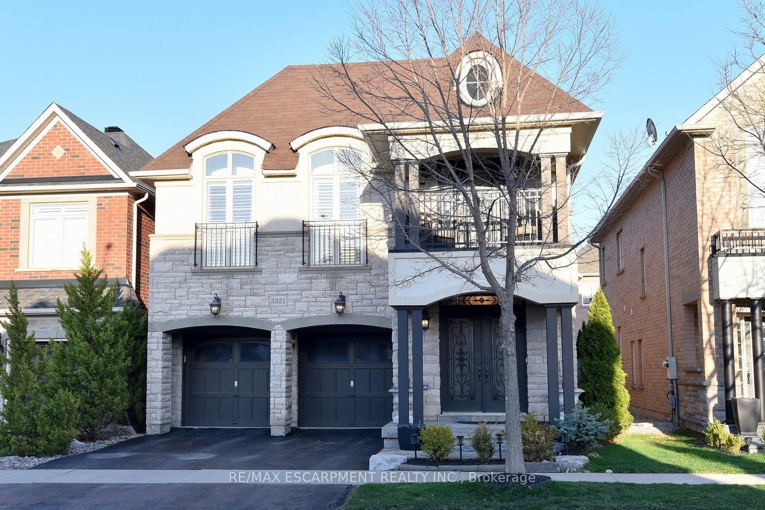 Detached House for sale at 3321 Steeplechase Drive, Burlington, Alton, L7M 0N6 - MLS: W12103865