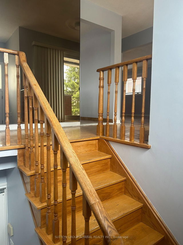 Upper - 25 Venice Drive