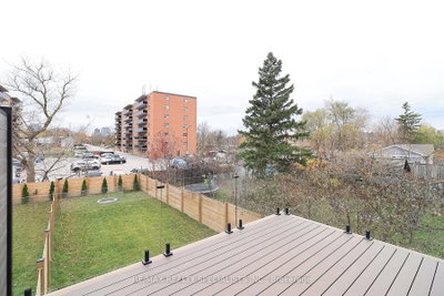 1048 ROOSEVELT Road — photo 4