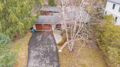 1503 Lakeshore Rd, Oakville - Old Oakville image-0-3