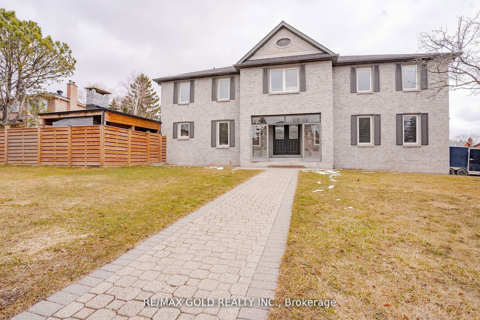 Detached House for sale at 36 St Michaels Crescent, Caledon, Bolton North, L7E 5Y8 - MLS: W12104135