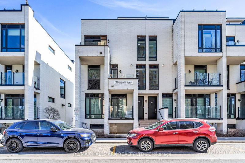 134 Widdicombe Hill Blvd #206, Toronto, Ontario