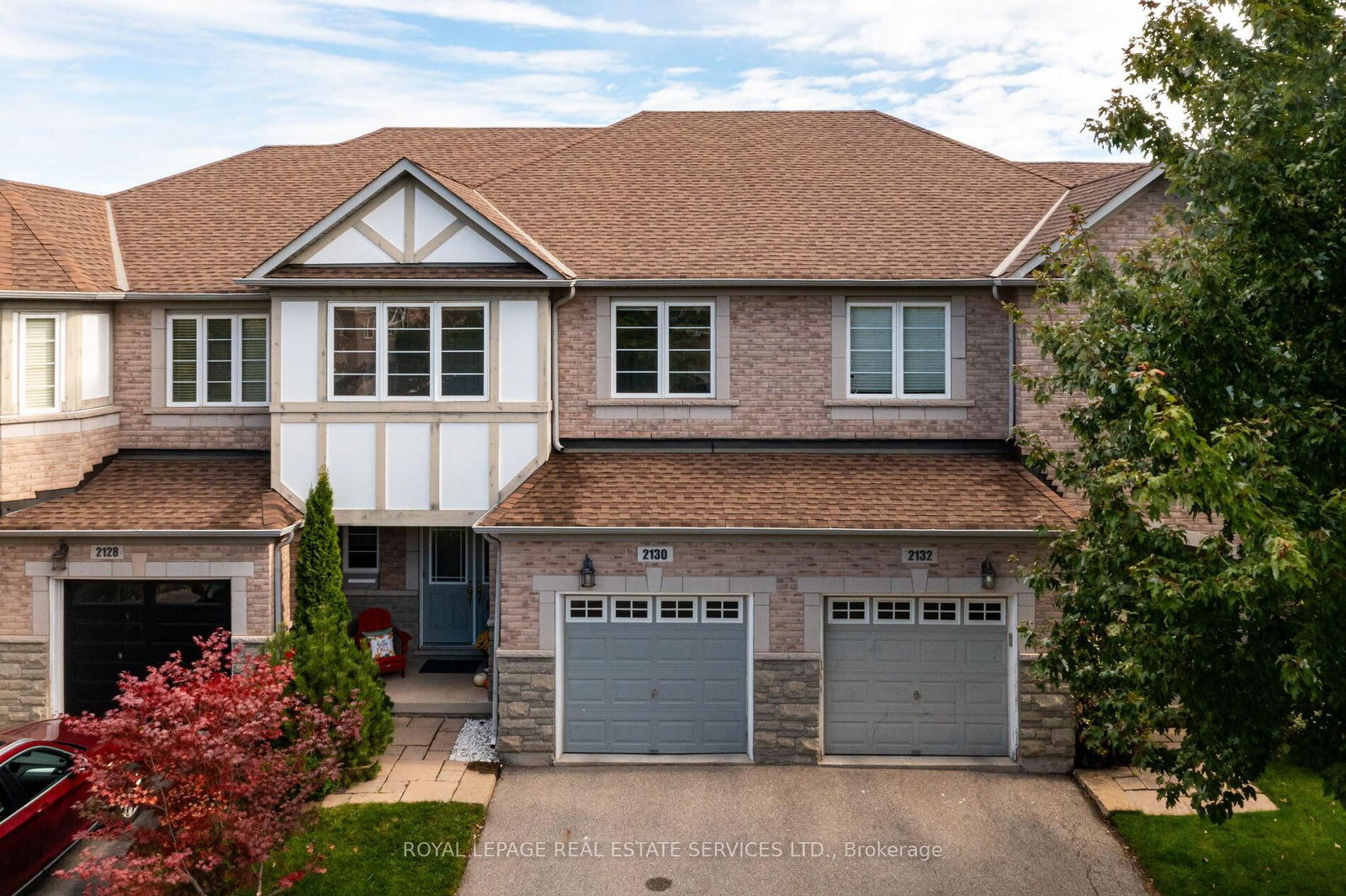 Townhouse for sale at 2130 Emily Circle, Oakville, BC Bronte Creek, L6M 0E6 - MLS: W12104402