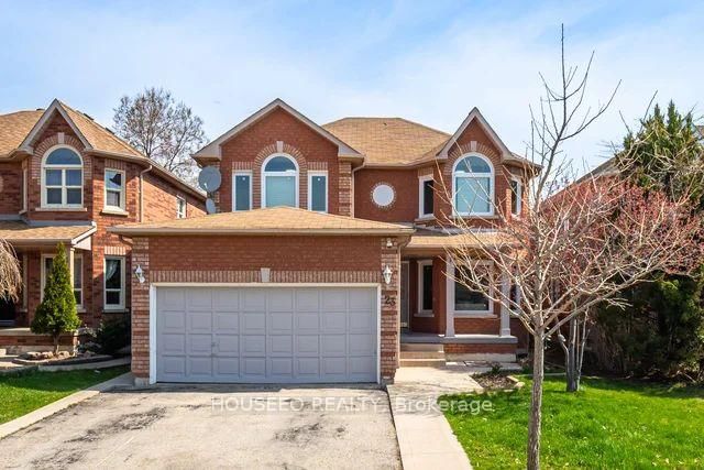 Detached House for sale at 23 Fenflower Court, Brampton, Snelgrove, L7A 1H3 - MLS: W12104410