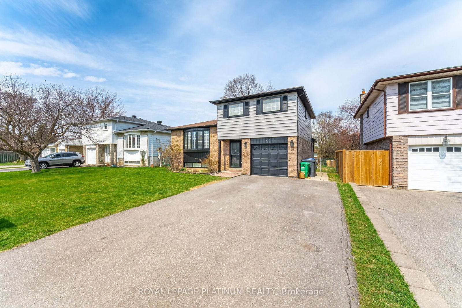 Detached House for sale at 67 Geneva Crescent, Brampton, Northgate, L6S 1K7 - MLS: W12104413