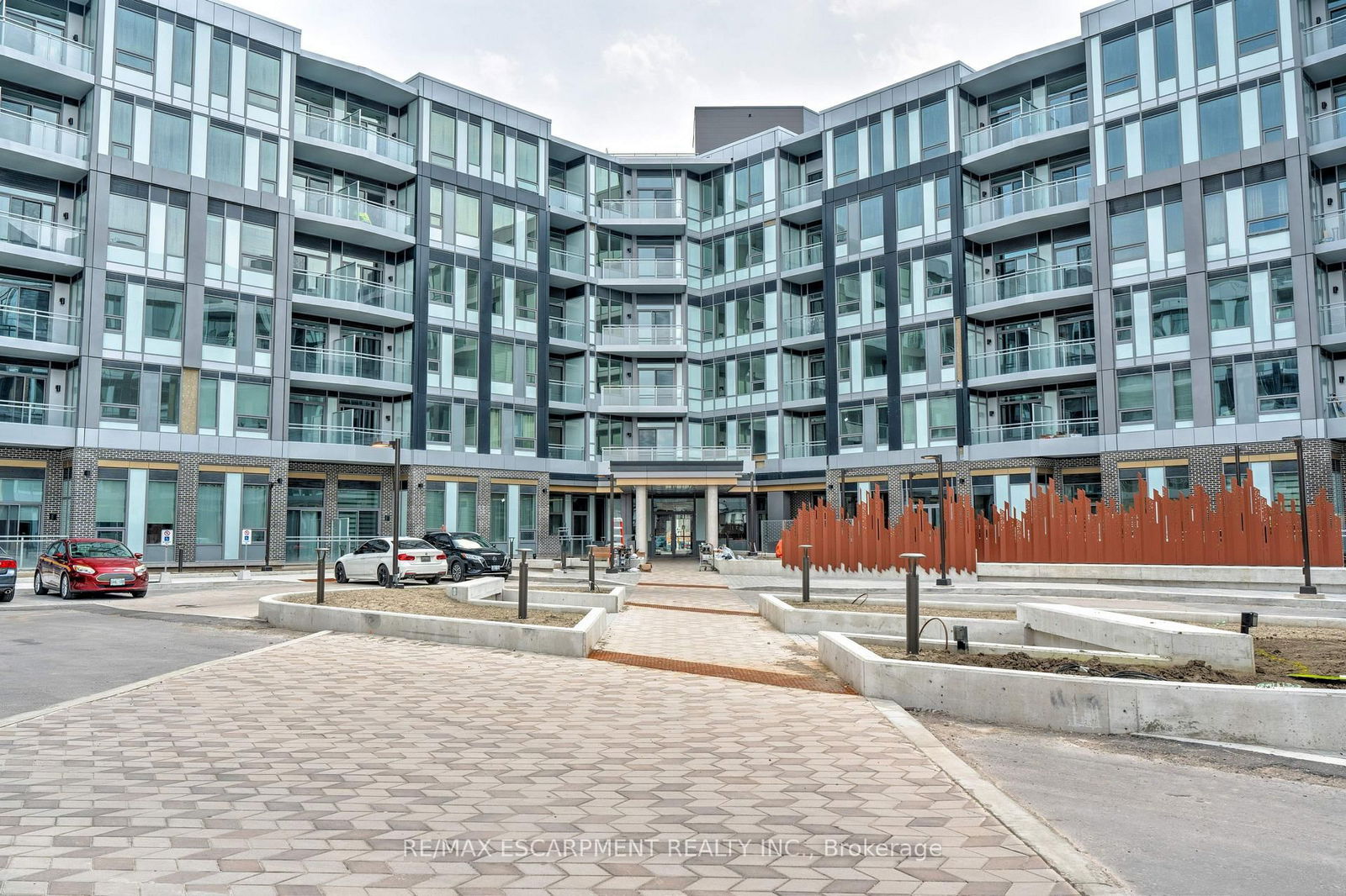 Condo for lease at 544-2501 Saw Whet Boulevard, Oakville, Glen Abbey, L6M 5N2 - MLS: W12104518