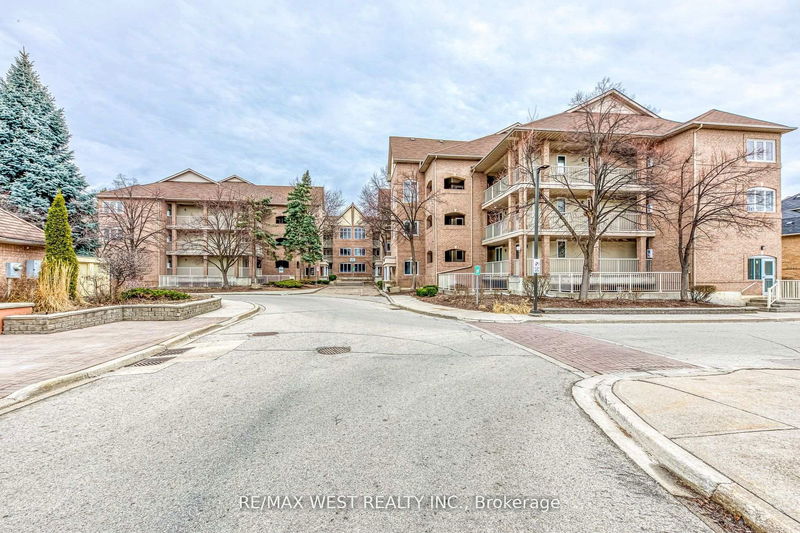 Unit 79 — 55 Bristol Rd, Mississauga - Hurontario image-0-0