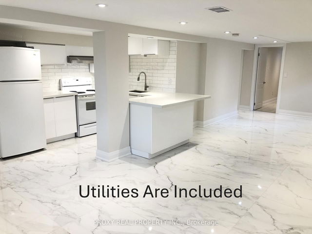 Lower - 111 Ambleside Avenue