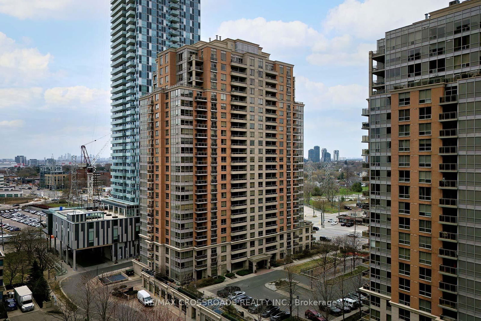 Condo for sale at 528-5233 Dundas Street, Toronto, Islington-City Centre West, M9B 6M1 - MLS: W12104737