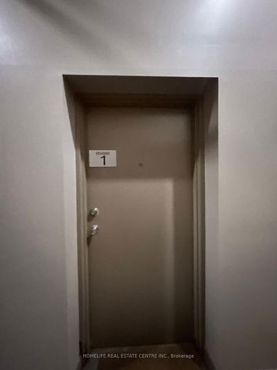 Unit 1 — 121 Prescott Ave, Toronto - Weston-Pellam Park image-0-3