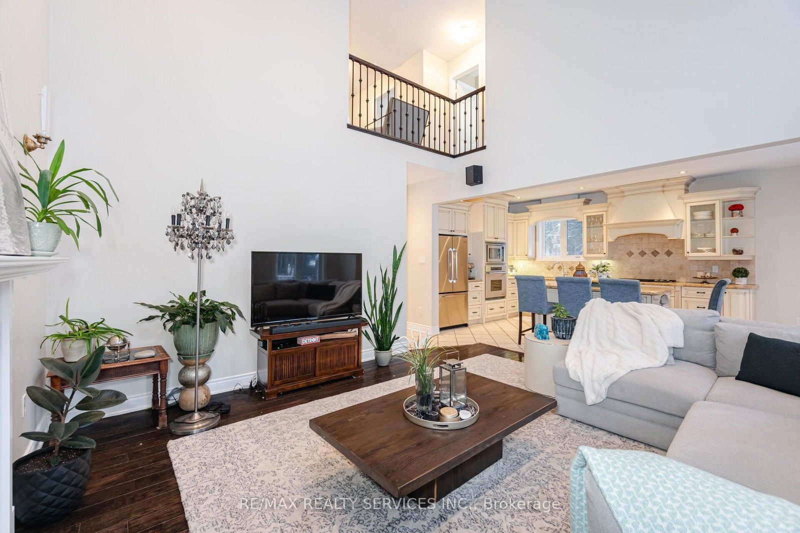 Detached House for sale at 2 Putney Road, Caledon, Caledon East, L7C 1R4 - MLS: W12105013
