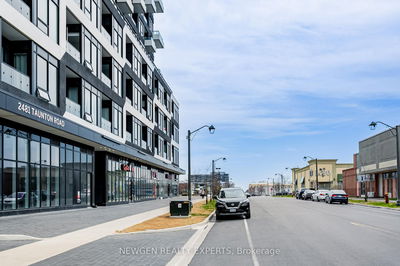 Unit 1310 — 2481 Taunton Rd, Oakville - River Oaks image-0-2