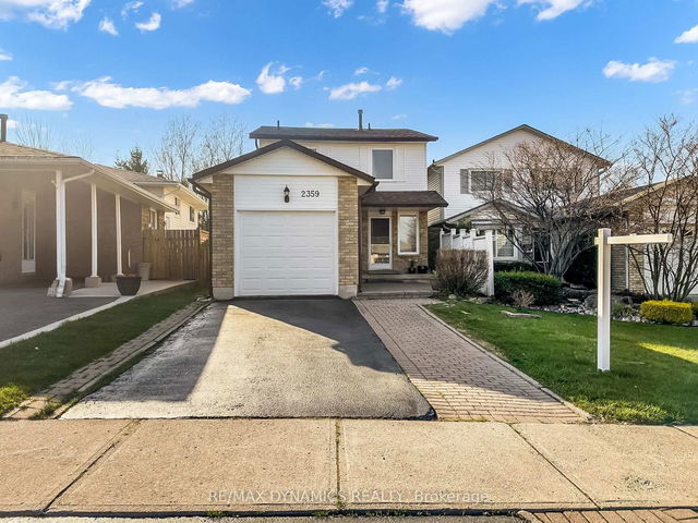 2359 Malcolm Crescent