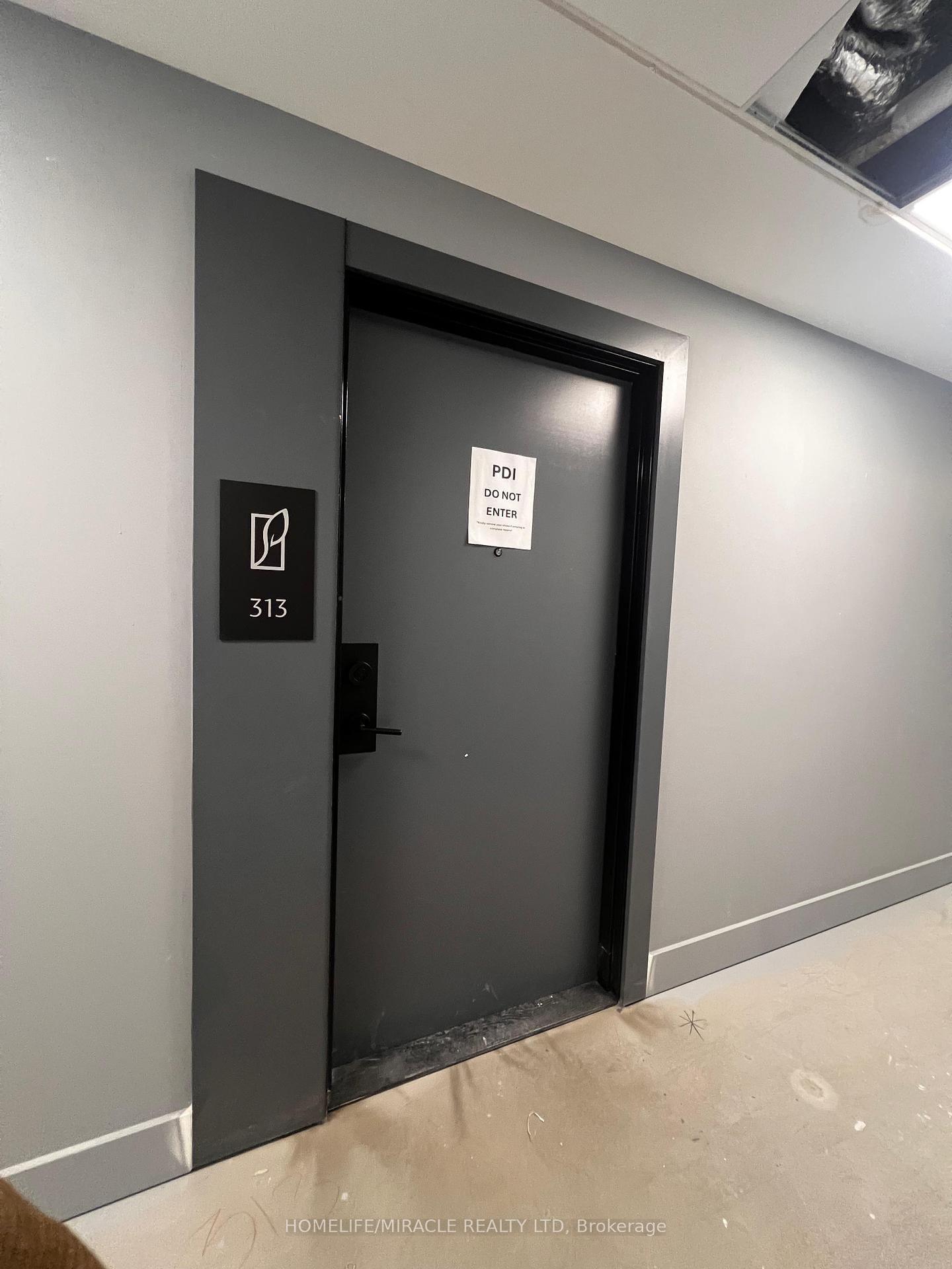 Condo leased at 313-430 Square One Drive, Mississauga, City Centre, L5B 0L6 - MLS: W12105481