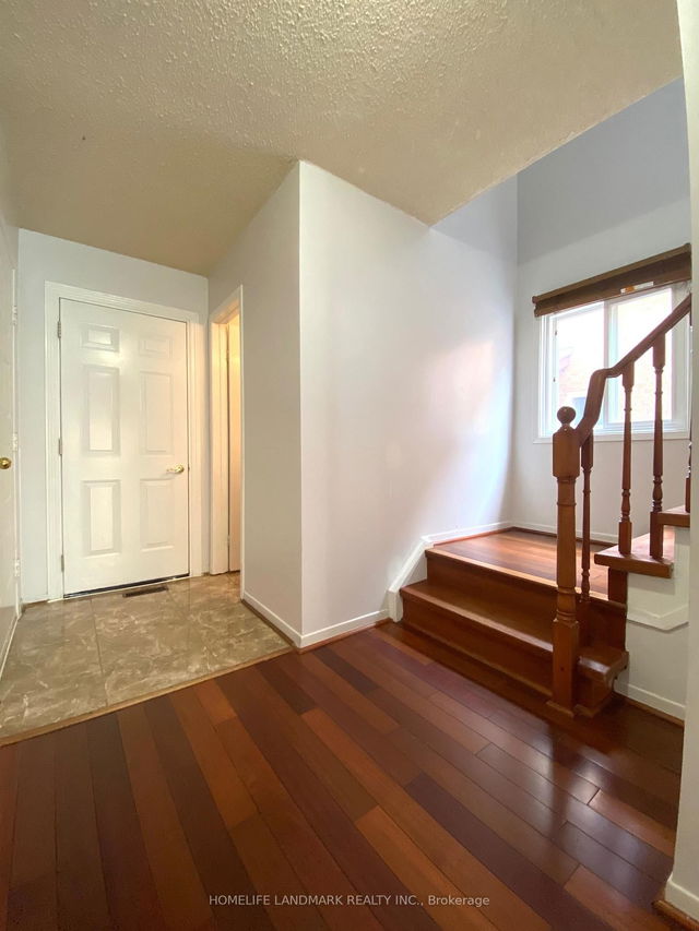 15 Hanson Road