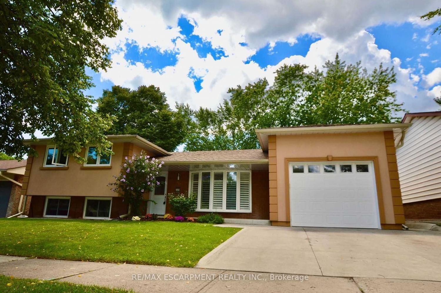 Detached House for sale at 616 Blue Forest Hill, Burlington, Appleby, L7L 4H3 - MLS: W12105570