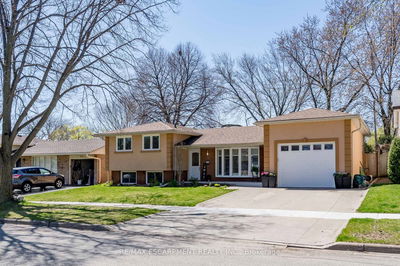616 Blue Forest Hill, Burlington - Appleby image-0-1