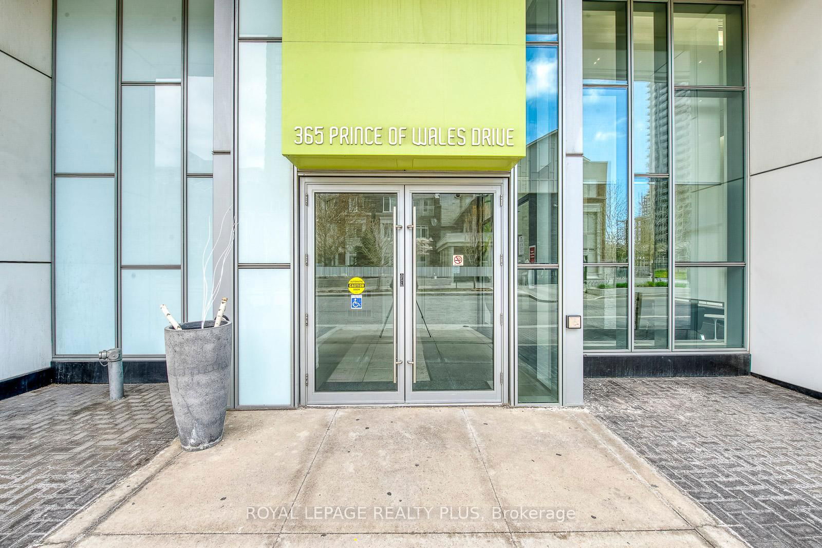 Condo for sale at 2202-365 Prince Of Wales Drive, Mississauga, City Centre, L5B 0G6 - MLS: W12105571