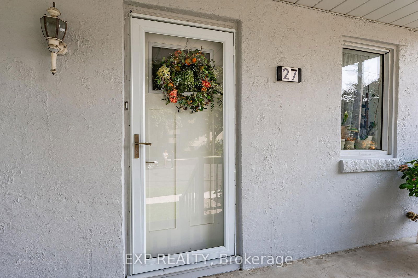 Detached House for sale at 27 Stock Avenue, Toronto, Islington-City Centre West, M8Z 5C3 - MLS: W12105879