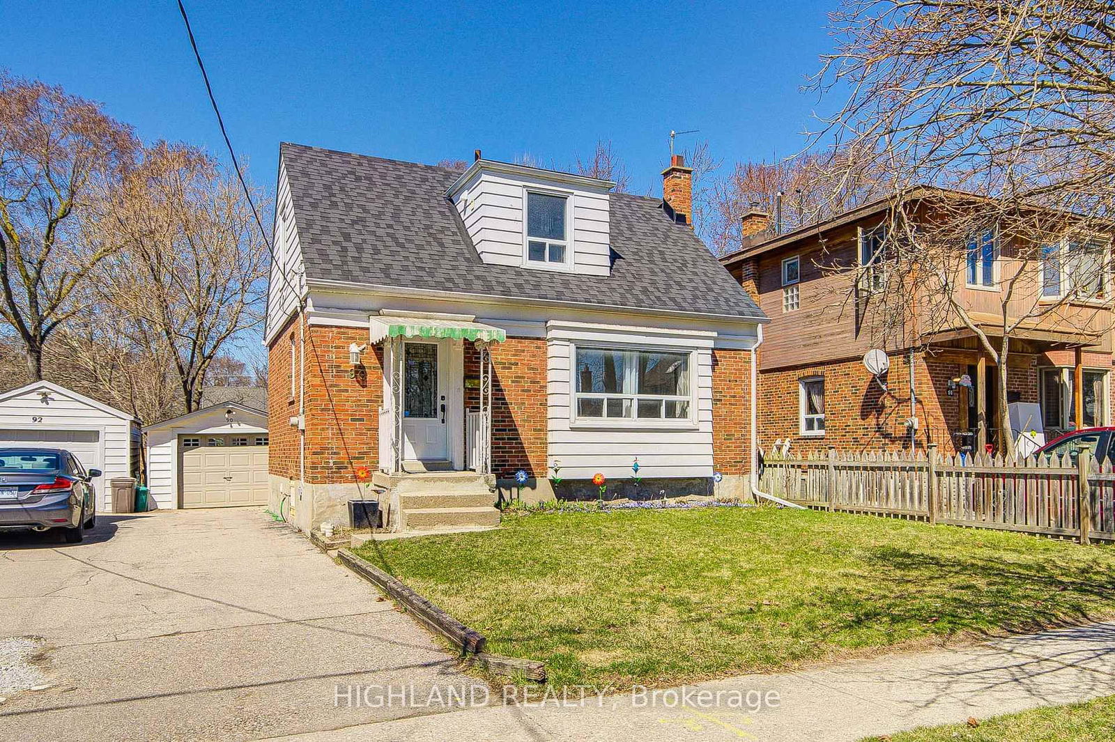 Detached House leased at 90 Clouston Avenue, Toronto, Weston, M9N 1A7 - MLS: W12106114