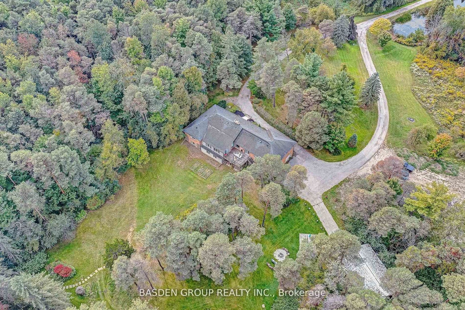 Detached House for sale at 6901 Castlederg Sideroad, Caledon, Rural Caledon, L7C 0P6 - MLS: W12106356