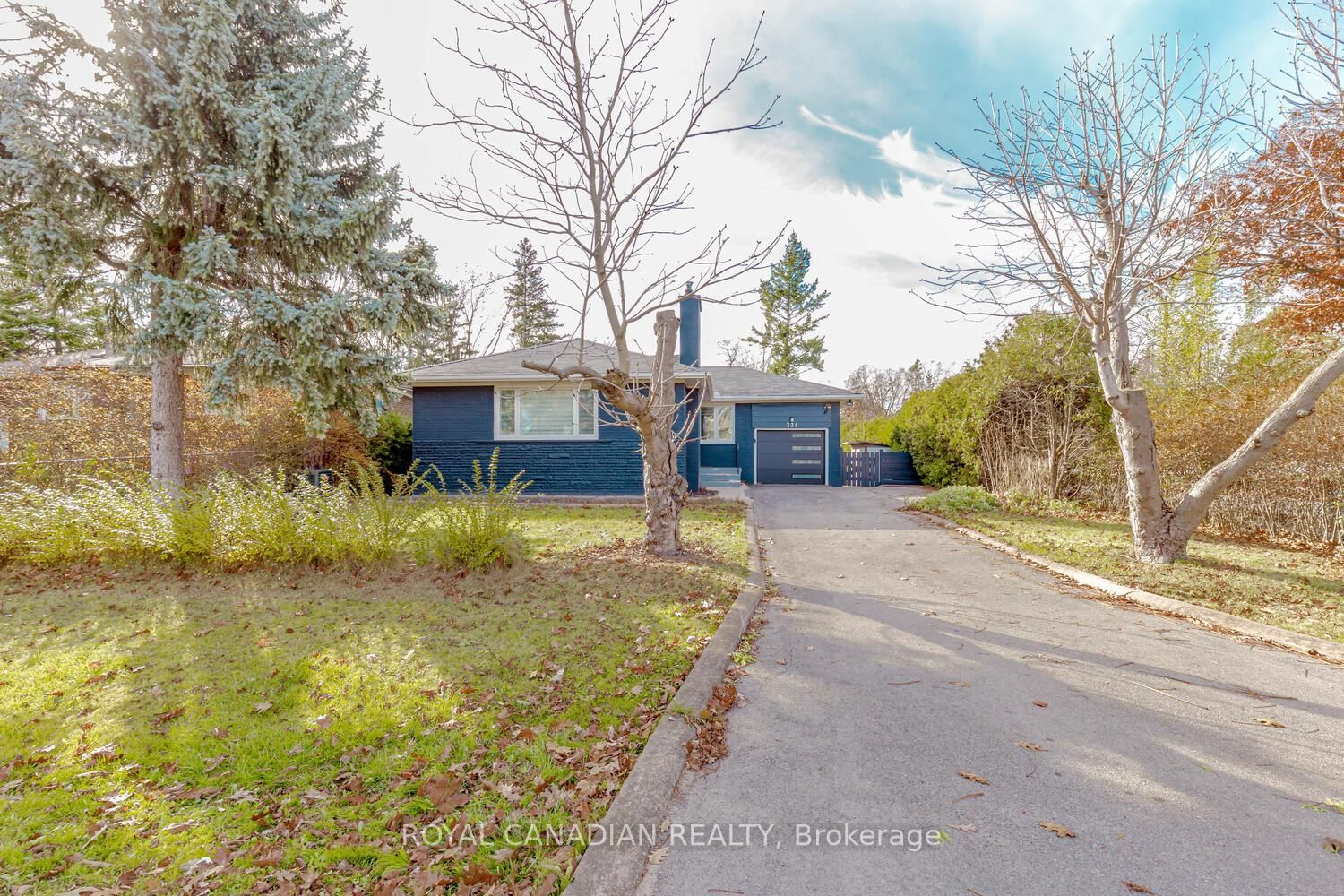 Detached House for lease at BSMT-334 Burton Road, Oakville, WO West, L6K 2K8 - MLS: W12106367