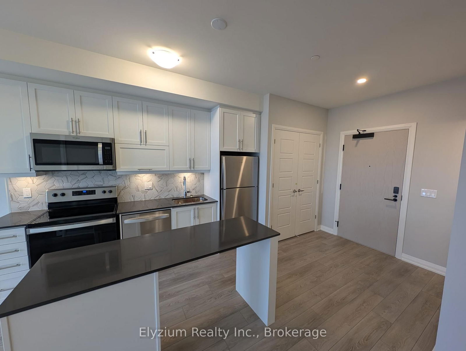 Condo leased at 1208-3006 William Cutmore Boulevard, Oakville, JM Joshua Meadows, L6H 8A4 - MLS: W12106496