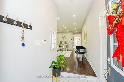 32 Yellow Sorrel Rd, Brampton - Sandringham-Wellington North image-0-3