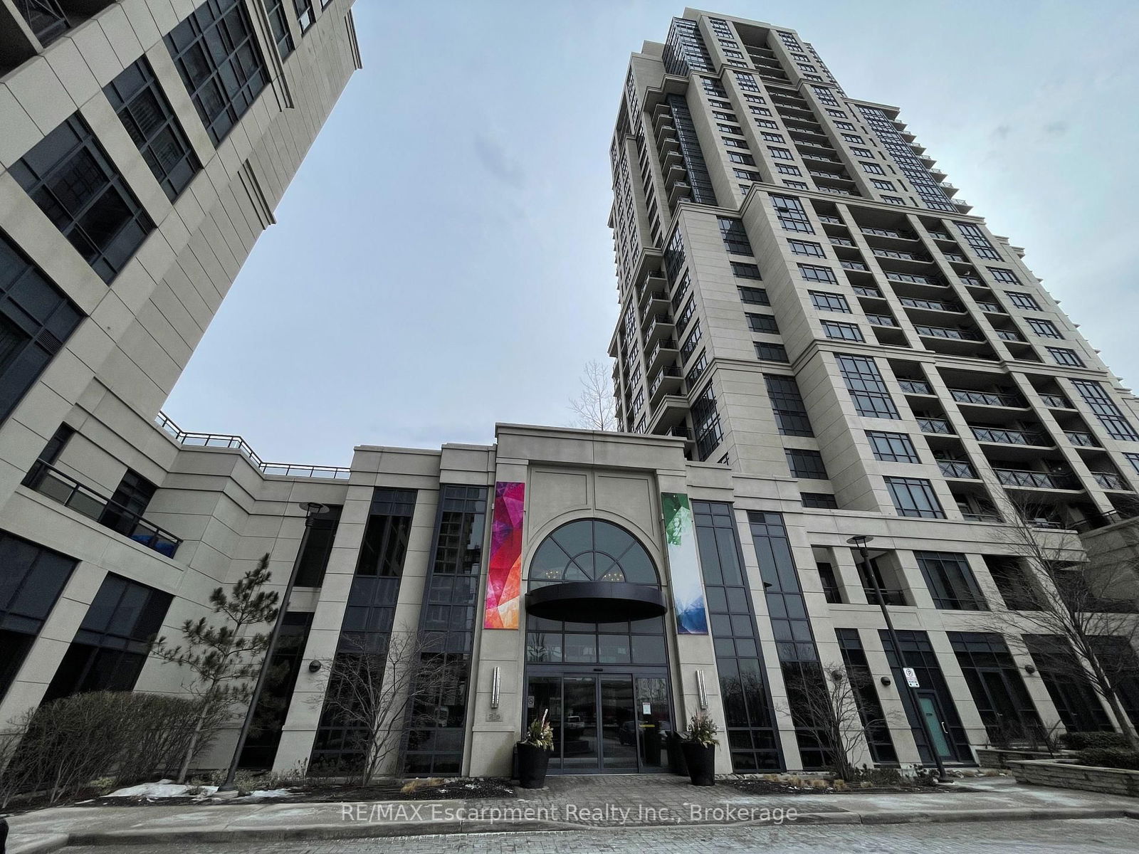 Condo for lease at 907-6 Eva Road, Toronto, Etobicoke West Mall, M9C 4Z5 - MLS: W12106751