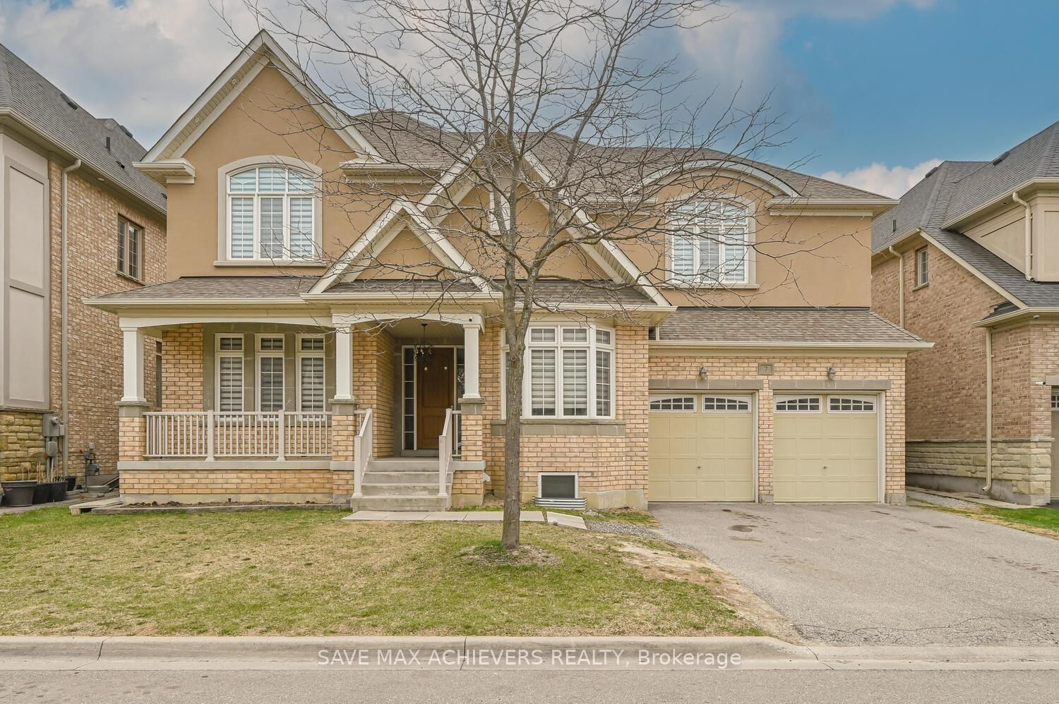 Detached House for sale at 7 Seacliff Crescent, Brampton, Bram East, L6T 0A4 - MLS: W12106761