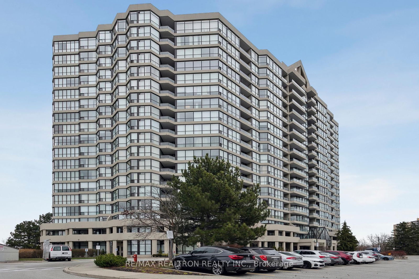 Condo for sale at 1017-5 Rowntree Road, Toronto, Mount Olive-Silverstone-Jamestown, M9V 5G9 - MLS: W12106979
