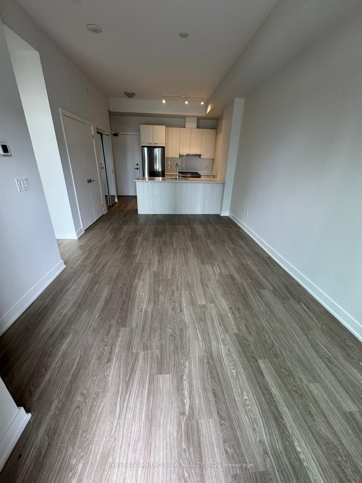 Condo for lease at 315-430 Square One Drive, Mississauga, City Centre, L5B 0L6 - MLS: W12107022